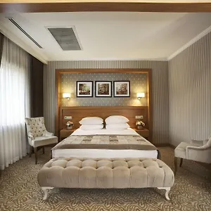 Kadak Garden Hotel